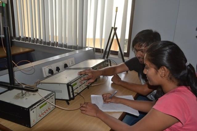 D. Y. Patil College of Engineering Pune Labs photo 1